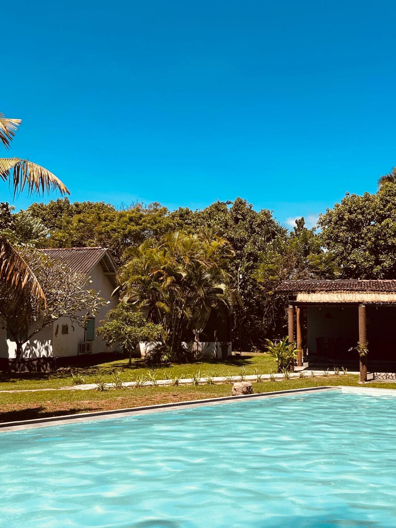 Cafe Ceylon Bed & Breakfast Koggala Bagian luar foto
